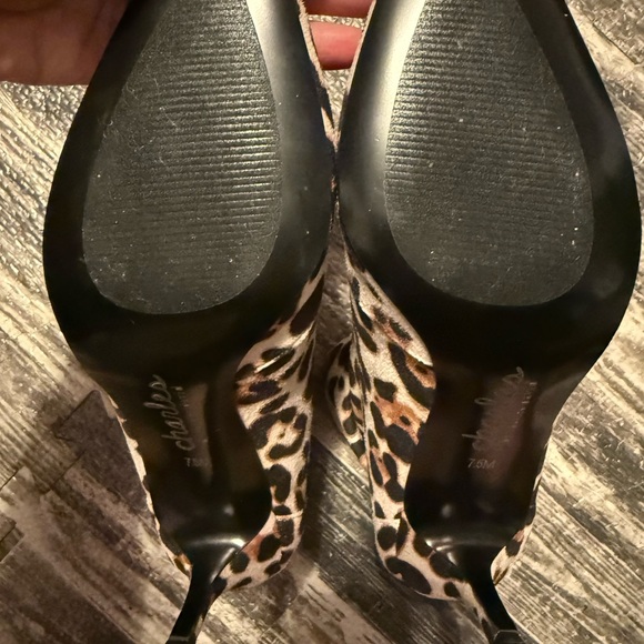 Charles By Charles David Brown Black Ankle Booties - Picture 7 of 12